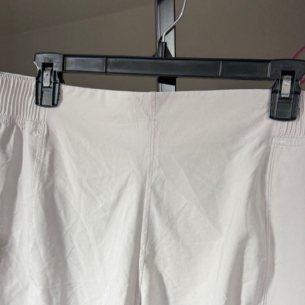 Lululemon Hotty Hot Women's Shorts 4” SE NWT SZ12 - Picture 4 of 7